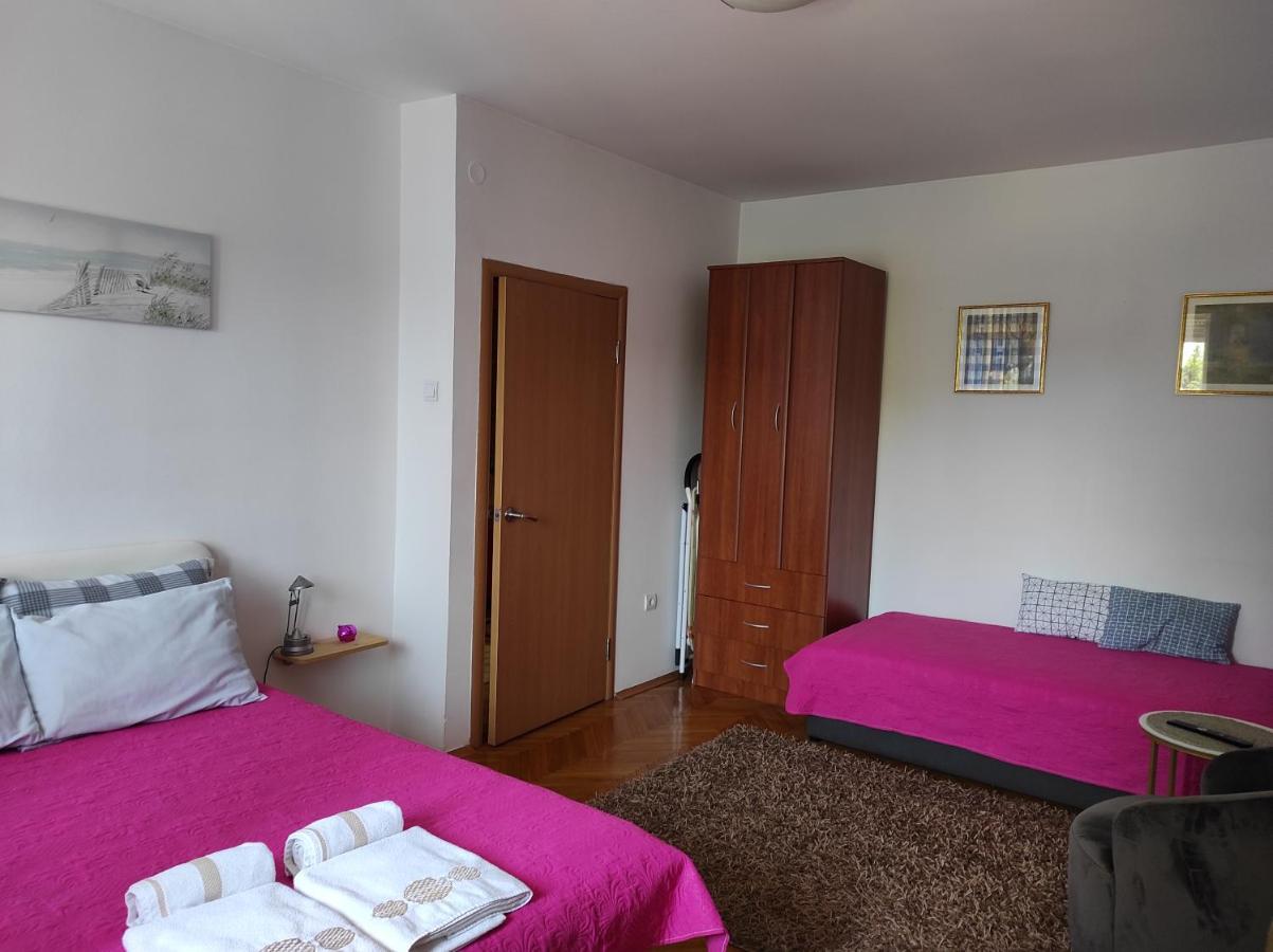 Stan U Centru Apartment Podgorica Luaran gambar