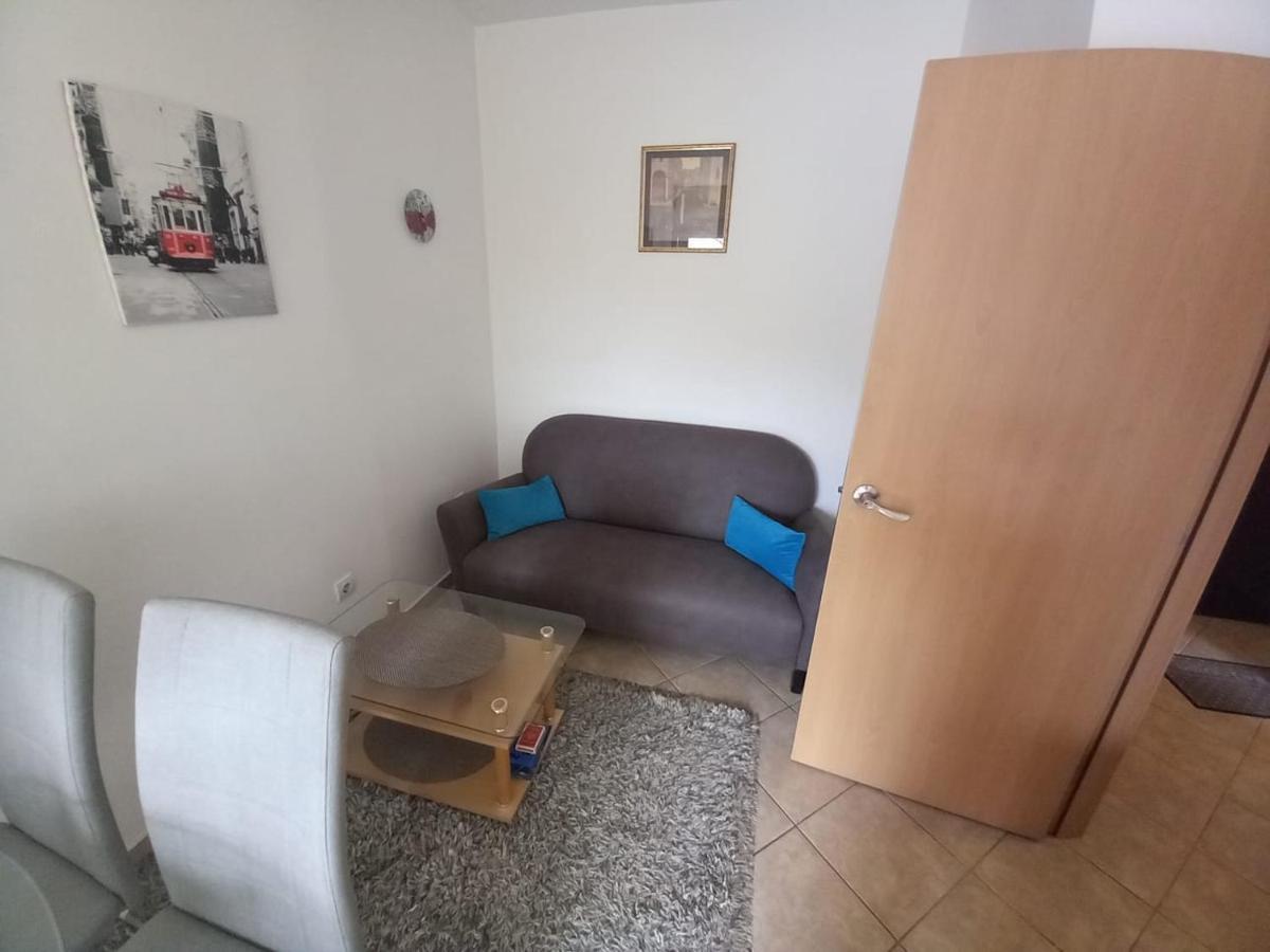 Stan U Centru Apartment Podgorica Luaran gambar